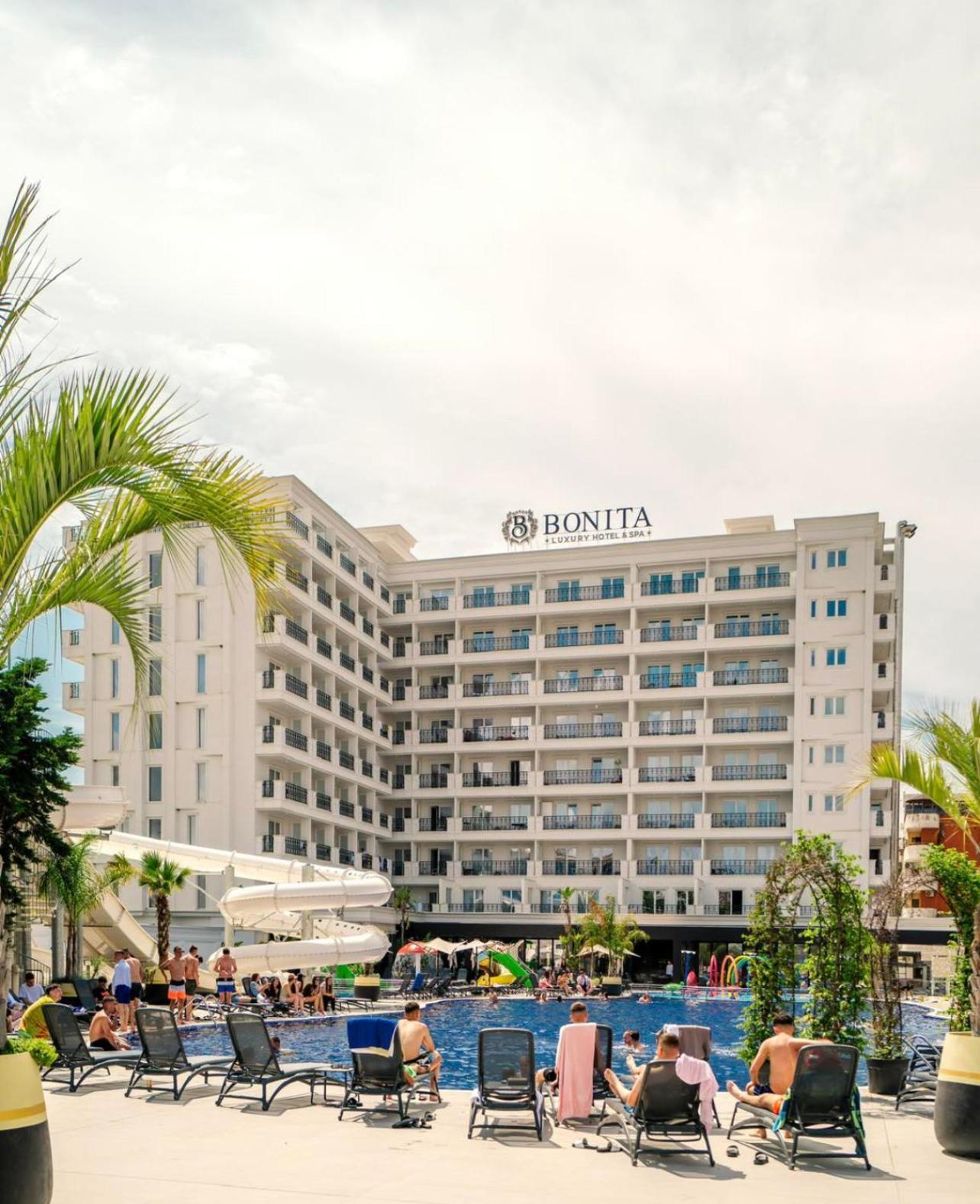 Coastline Luxury Apart Hotel Golem  Extérieur photo