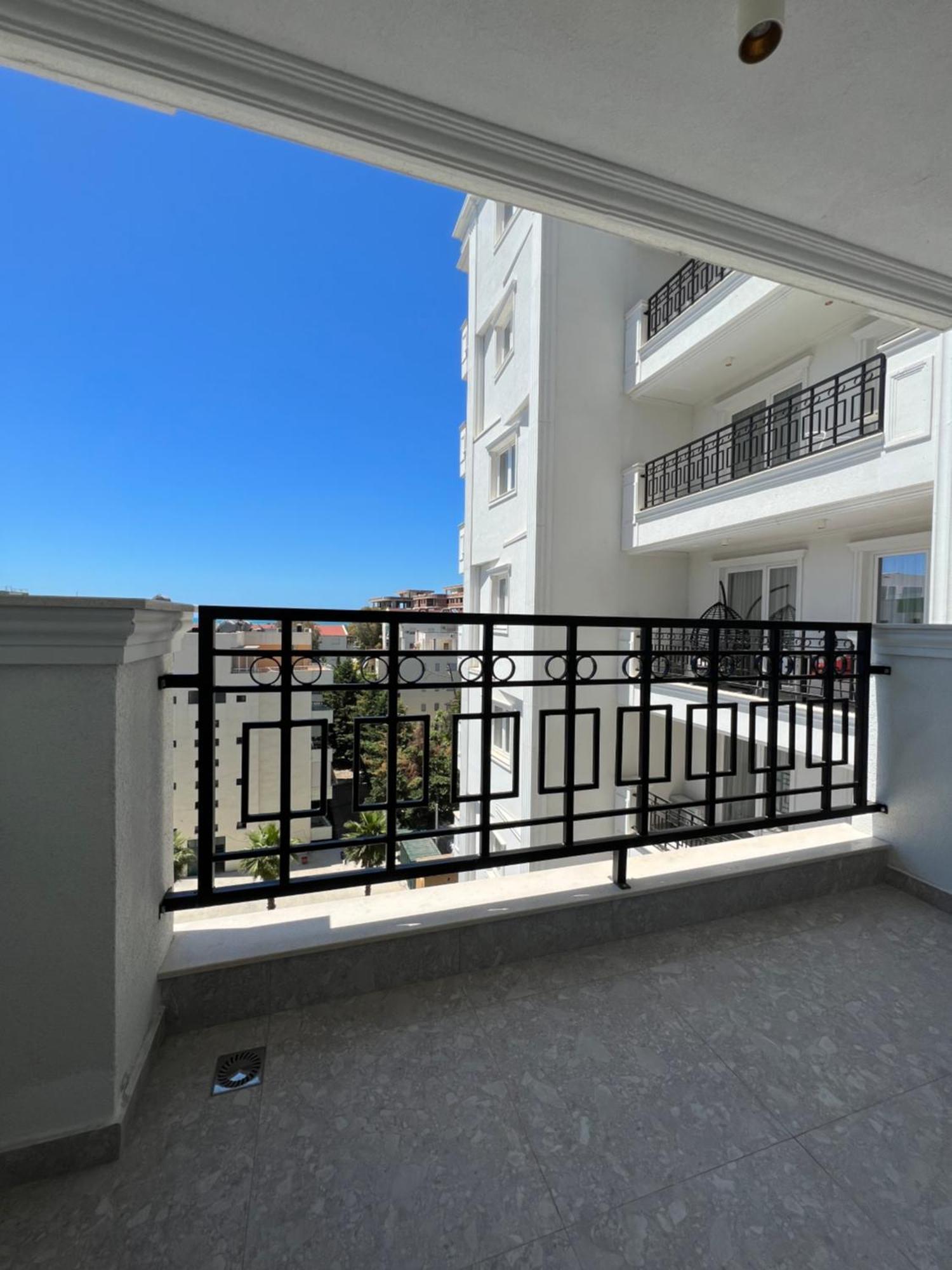 Coastline Luxury Apart Hotel Golem  Extérieur photo